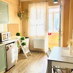 Osapart Malevich In The Complex Great Britain Lwów