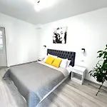 Apartament Osapart Malevich In The Complex Great Britain *