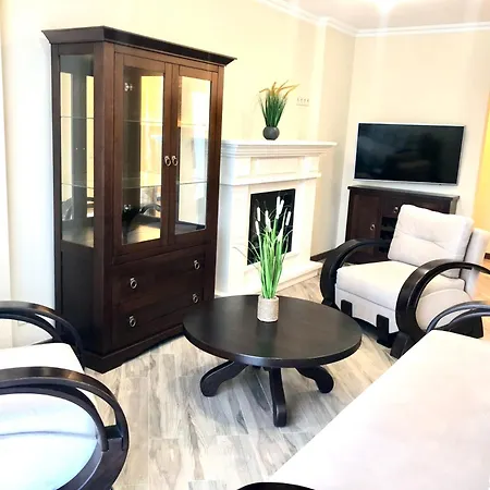 Osapart Malevich In The Complex Great Britain Apartman Lviv