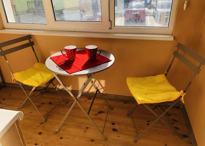 Osapart Malevich In The Complex Great Britain Leópolis