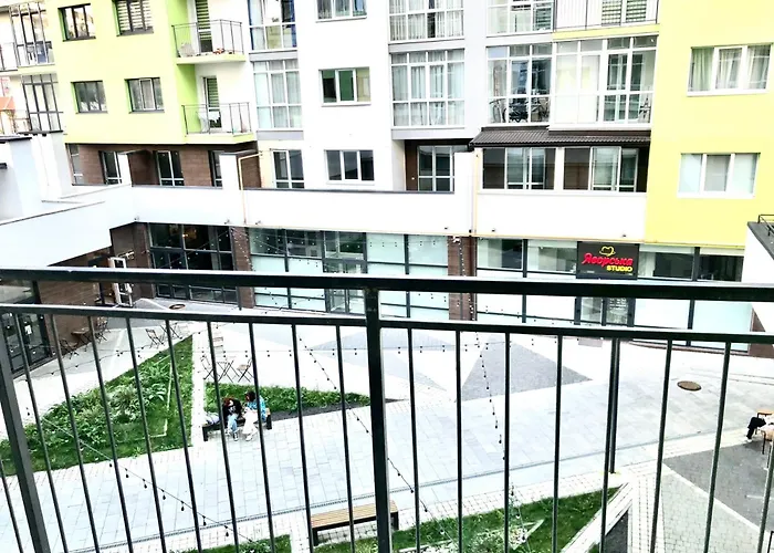 Osapart Malevich In The Complex Great Britain Leópolis