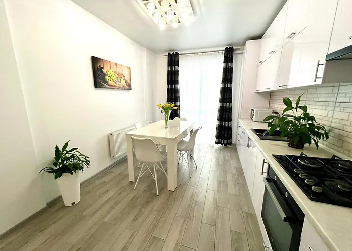 Osapart Malevich In The Complex Great Britain 리비프